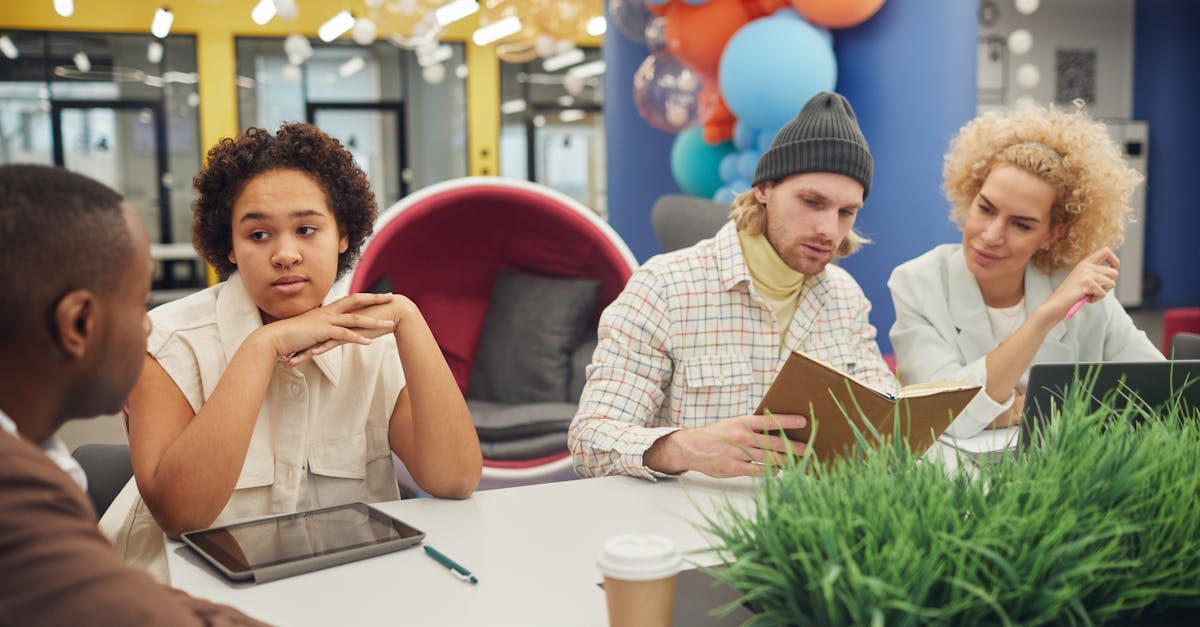 企业如何通过数据分析在数字广告中提高回报率