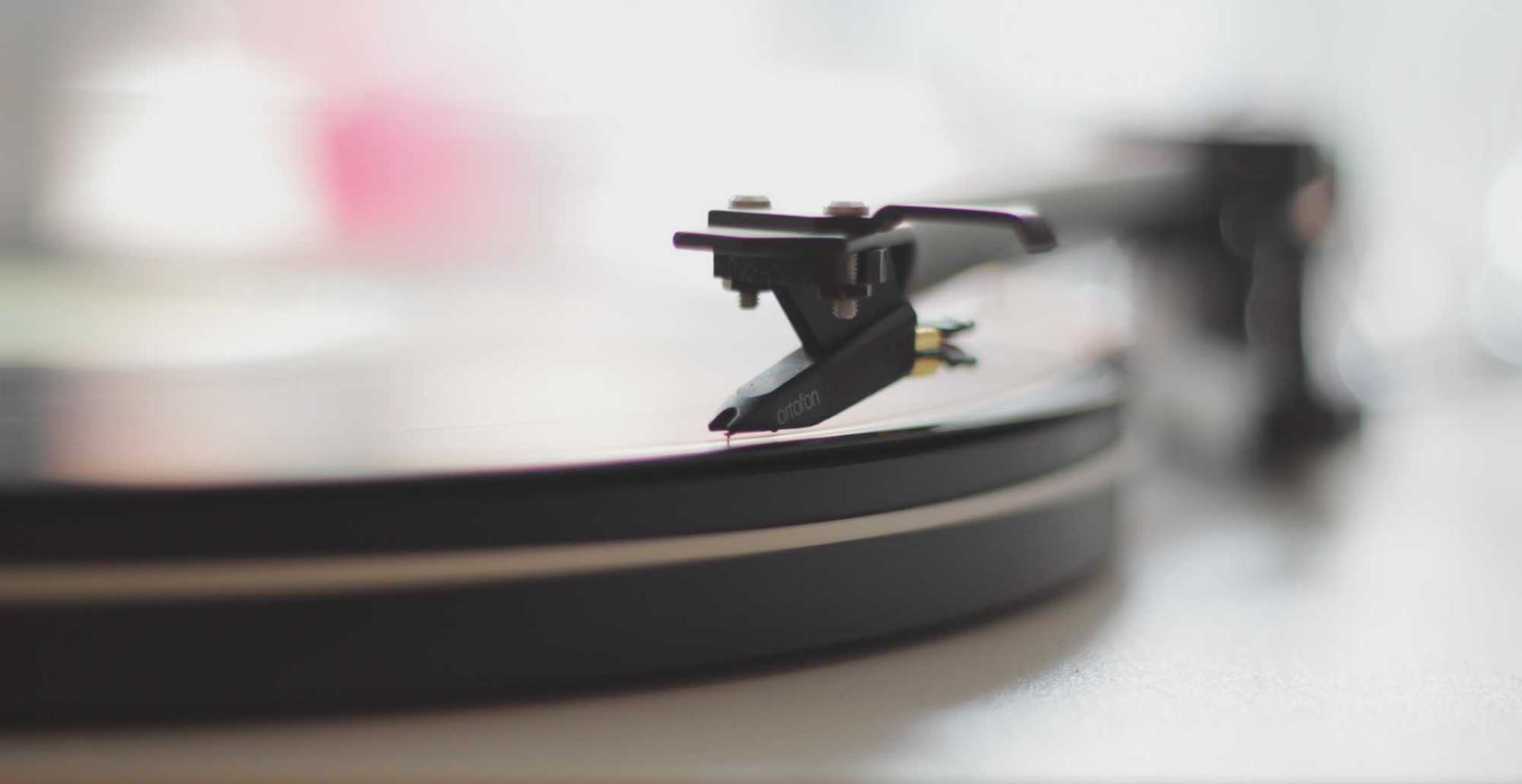 青年一派实名账号：实名账号如何应对网络经济领域的挑战？ 