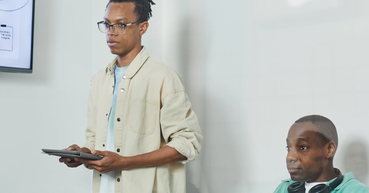 三五财富卡实名账号：闲之 app详情下载教程