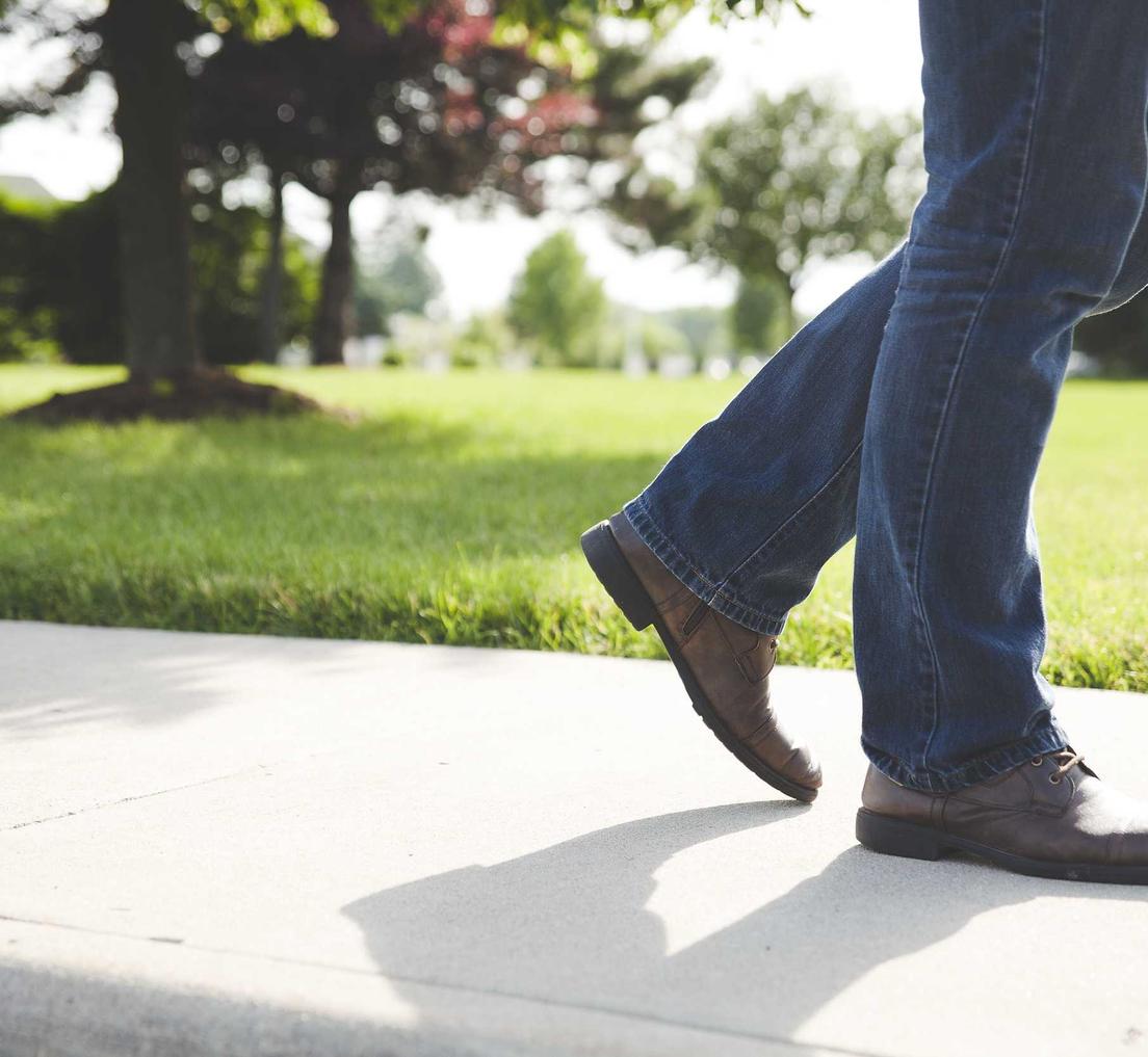 物联卡那个卡好：人人长寿app详情下载教程